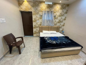 ARYA GUEST HOUSE
